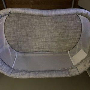 BASSINEST® FLEX™ PORTABLE BASSINET